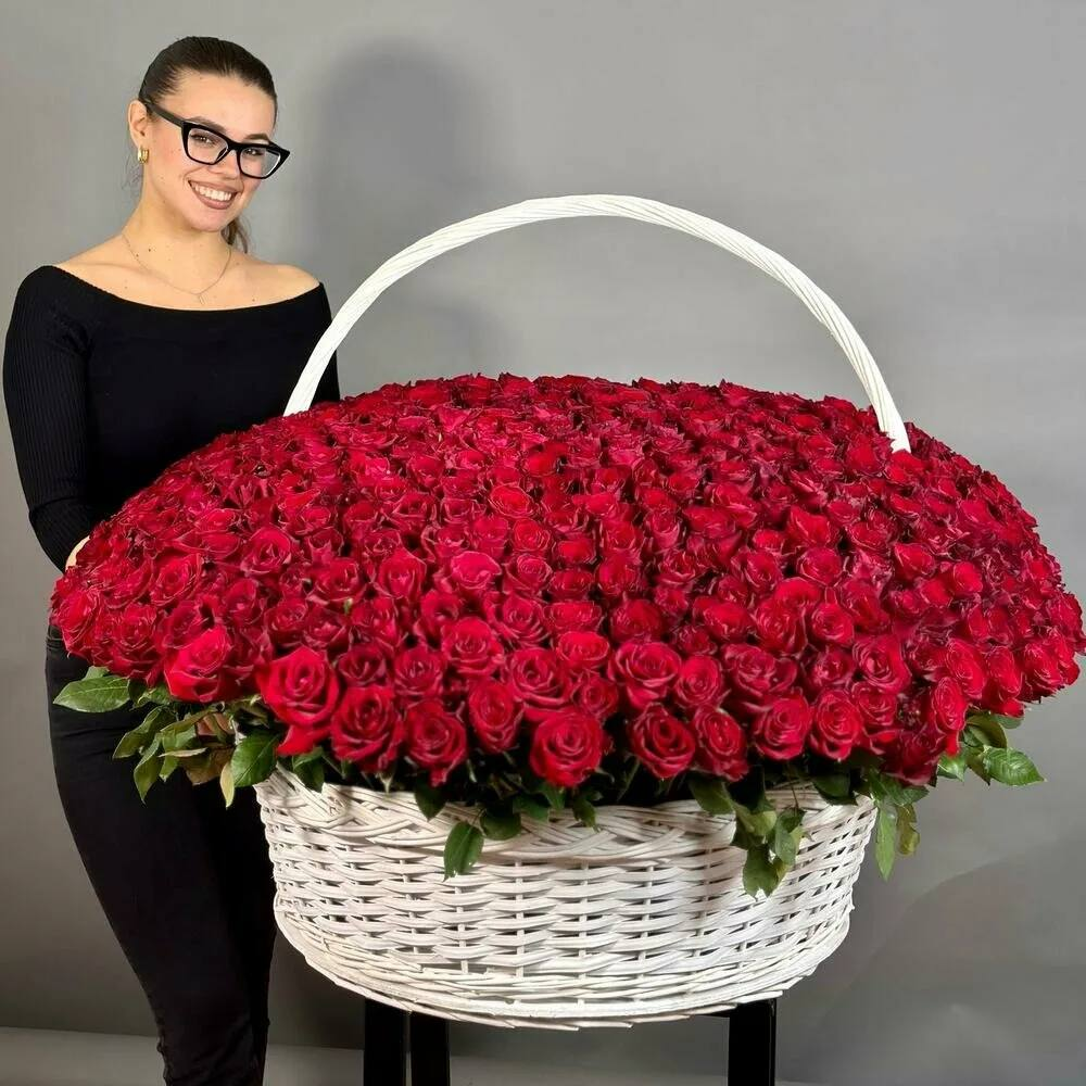 501 Роза в корзине