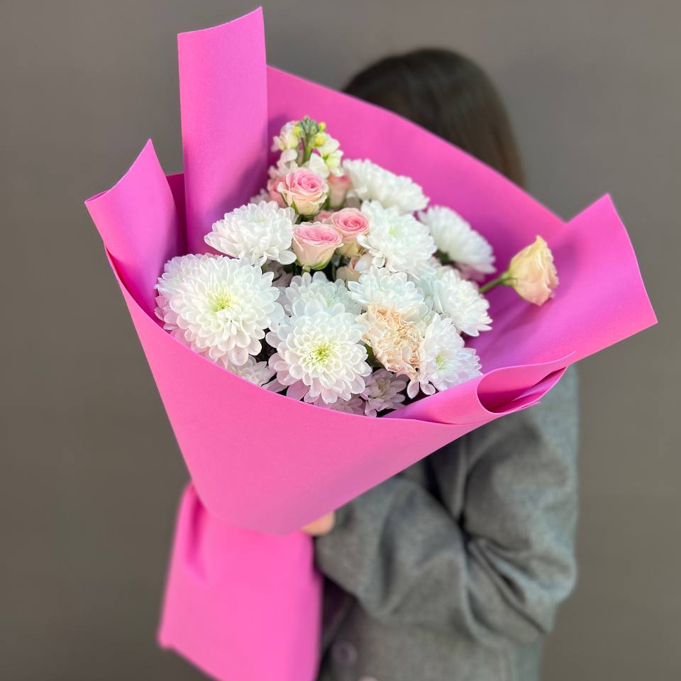 Нежный микс с хризантемой