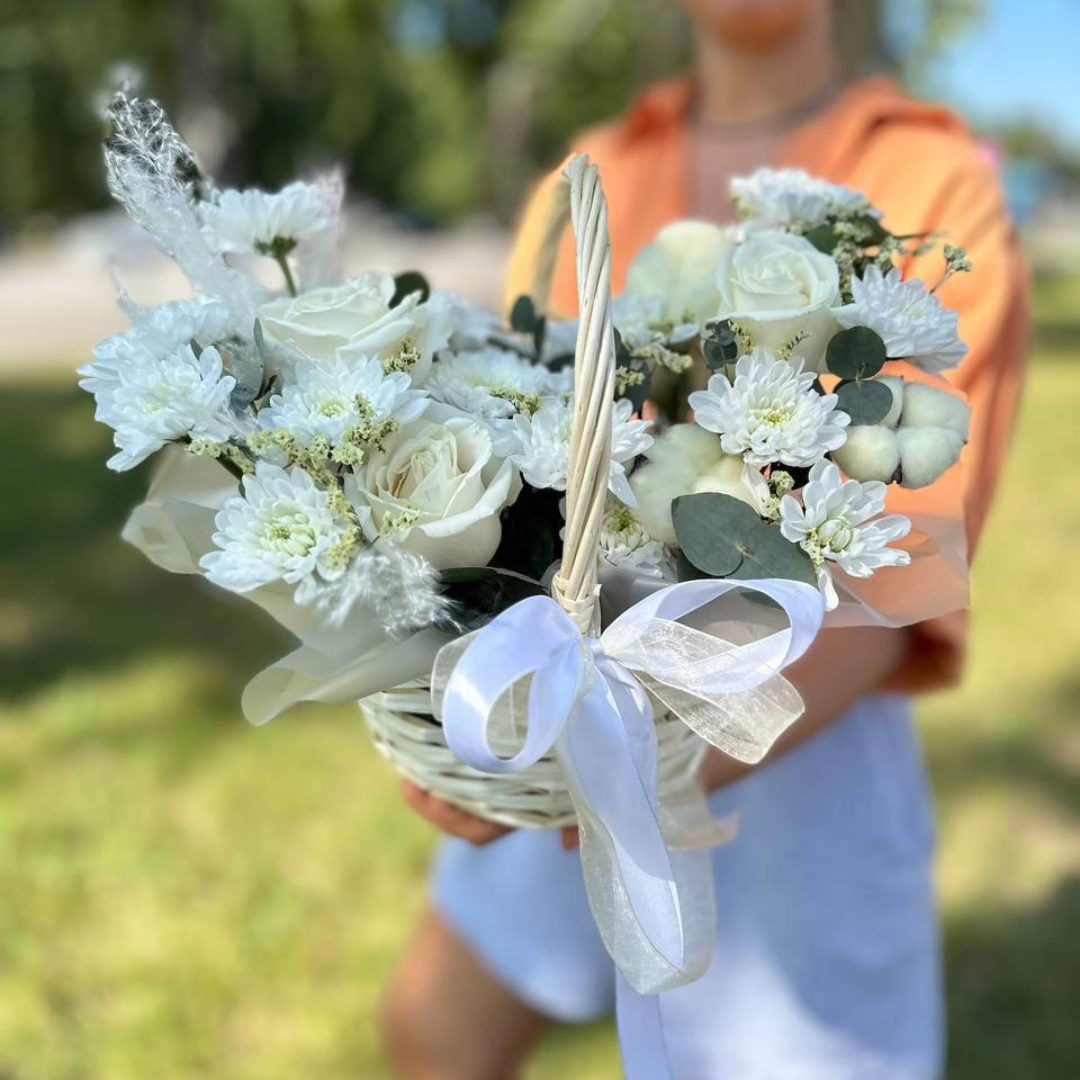 Корзинка Белоснежная 