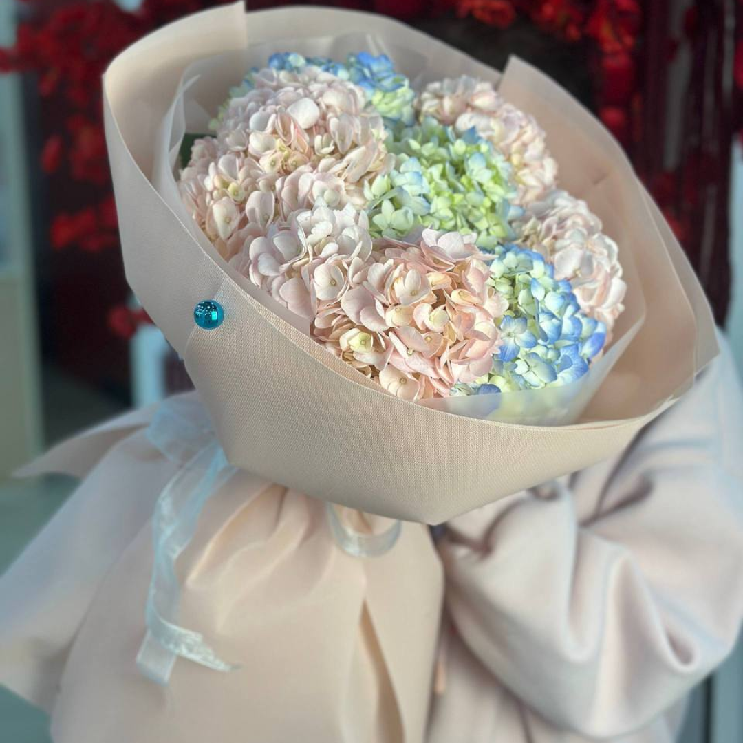 9 гортензий