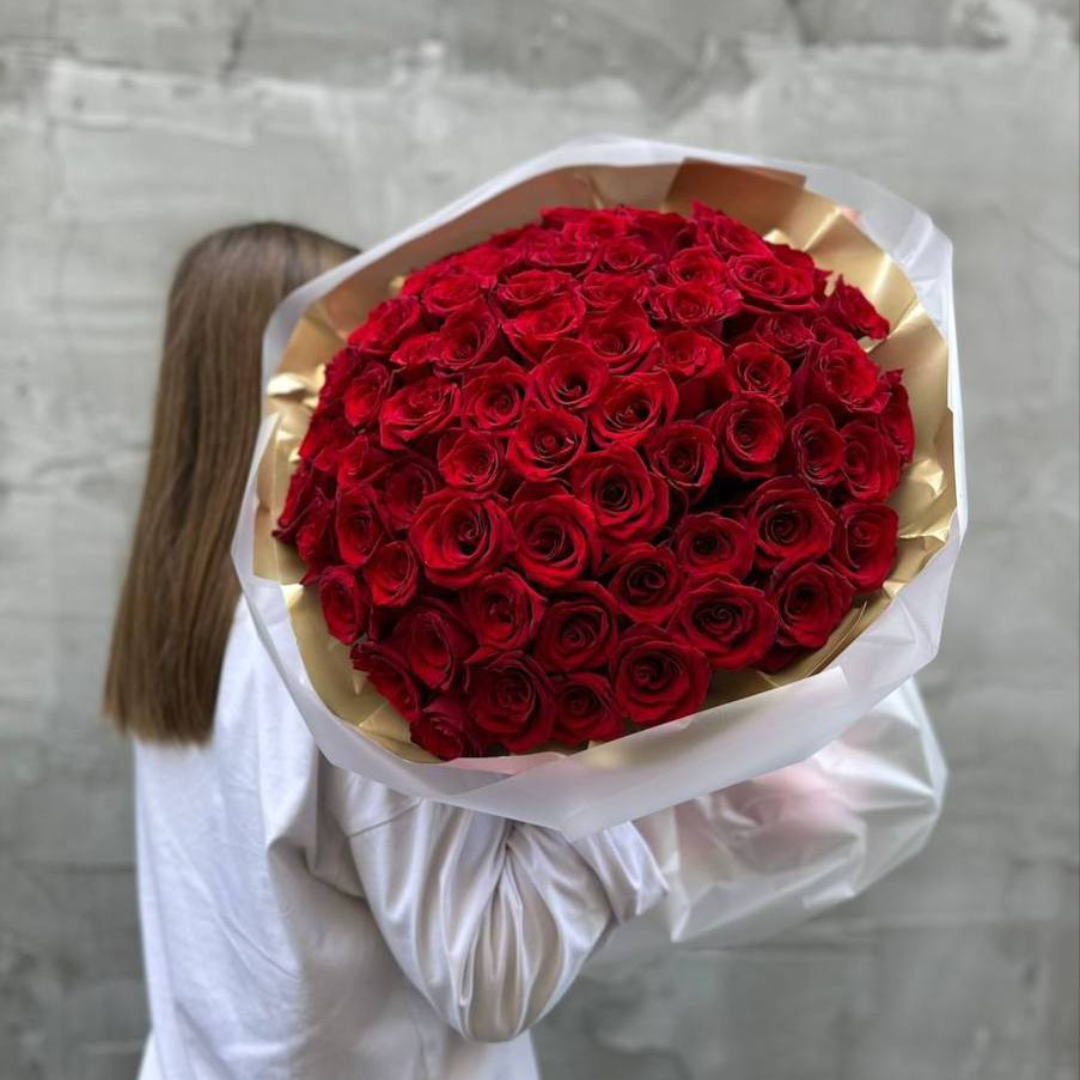 61 Роза Эквадор 