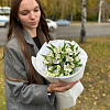 Букет белых альстромерий 