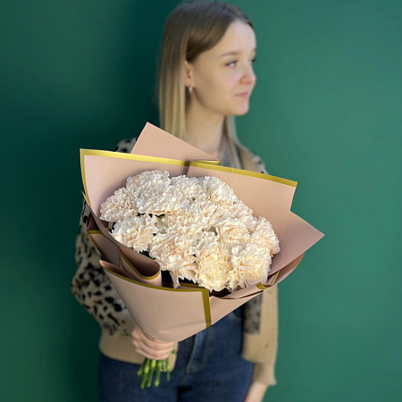 15 диантусов в нежном оформлении