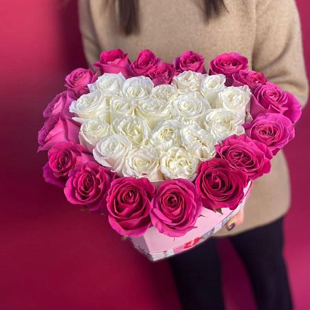 41 роза в композиции Сердце