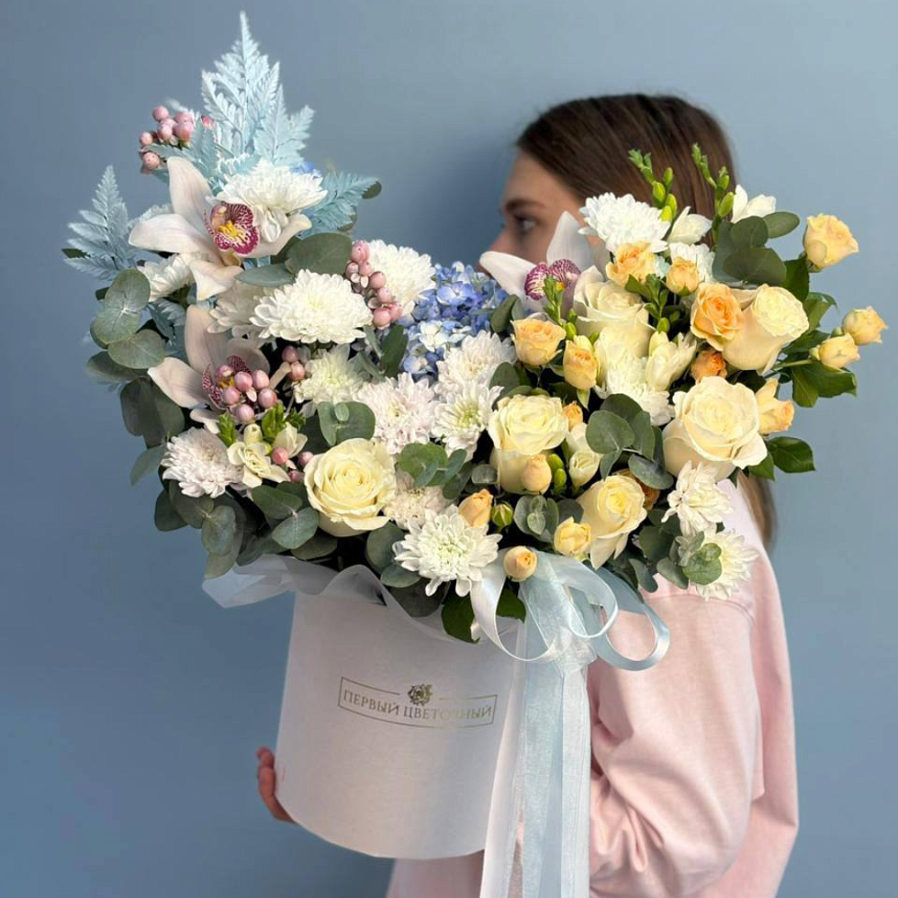 Коробка с орхидеей