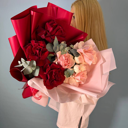 Инь янь из французских роз 