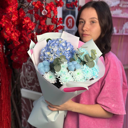 Букет в голубом цвете для любимой мамочки 