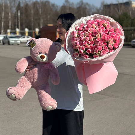 Букет из 21 кустовой розы